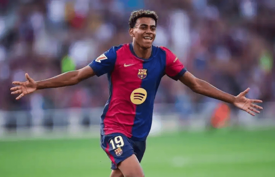 骆歆cos水晶玫瑰凯特琳，拍照当天身体不适，网友：再次理解记得