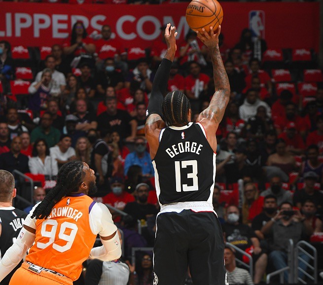 湖人在本赛 湖人在本赛